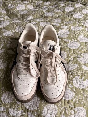 Onitsuka Tiger Cream, Black & Tan Low-Top Sneakers